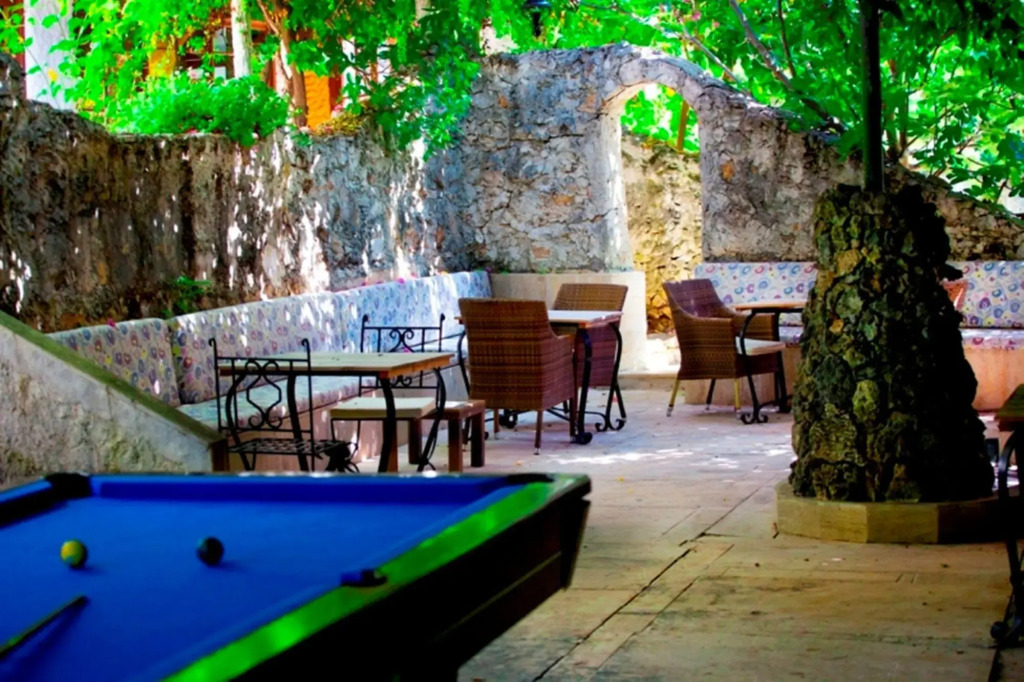 Paradise Garden Hotel