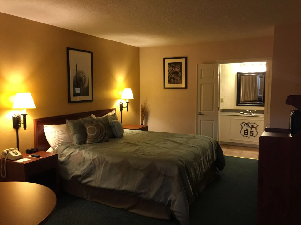 Route 66 Hotel, Southern View, Illinois