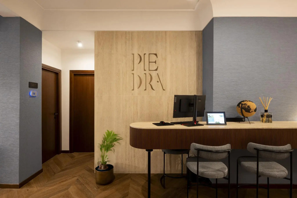 Marvi Hotel