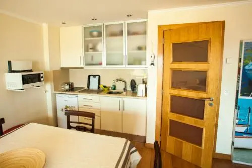 LovelyStay - Ericeira Beach Apartment with Sea View