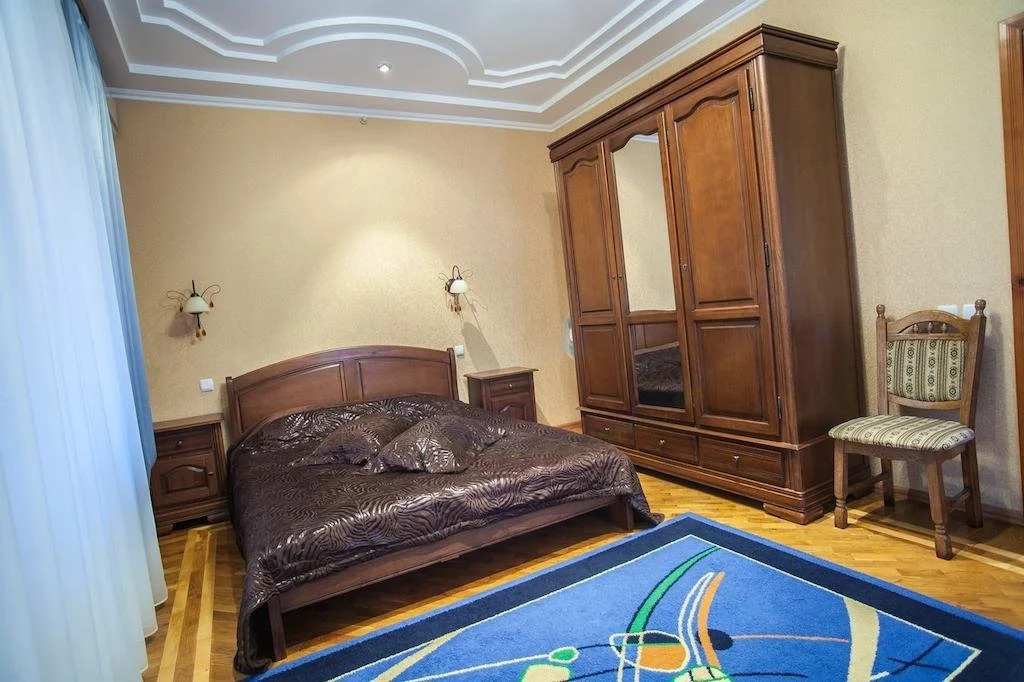 Hotel Complex Uhnovych