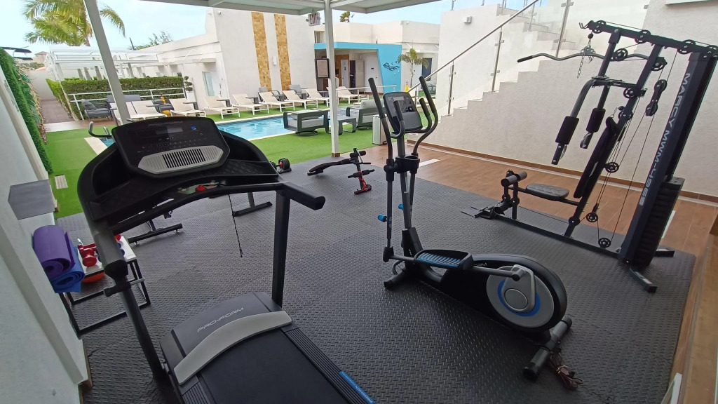 Aruba Boutique & Art Hotel