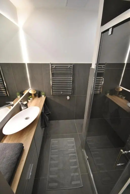 Krane Apartments Sas