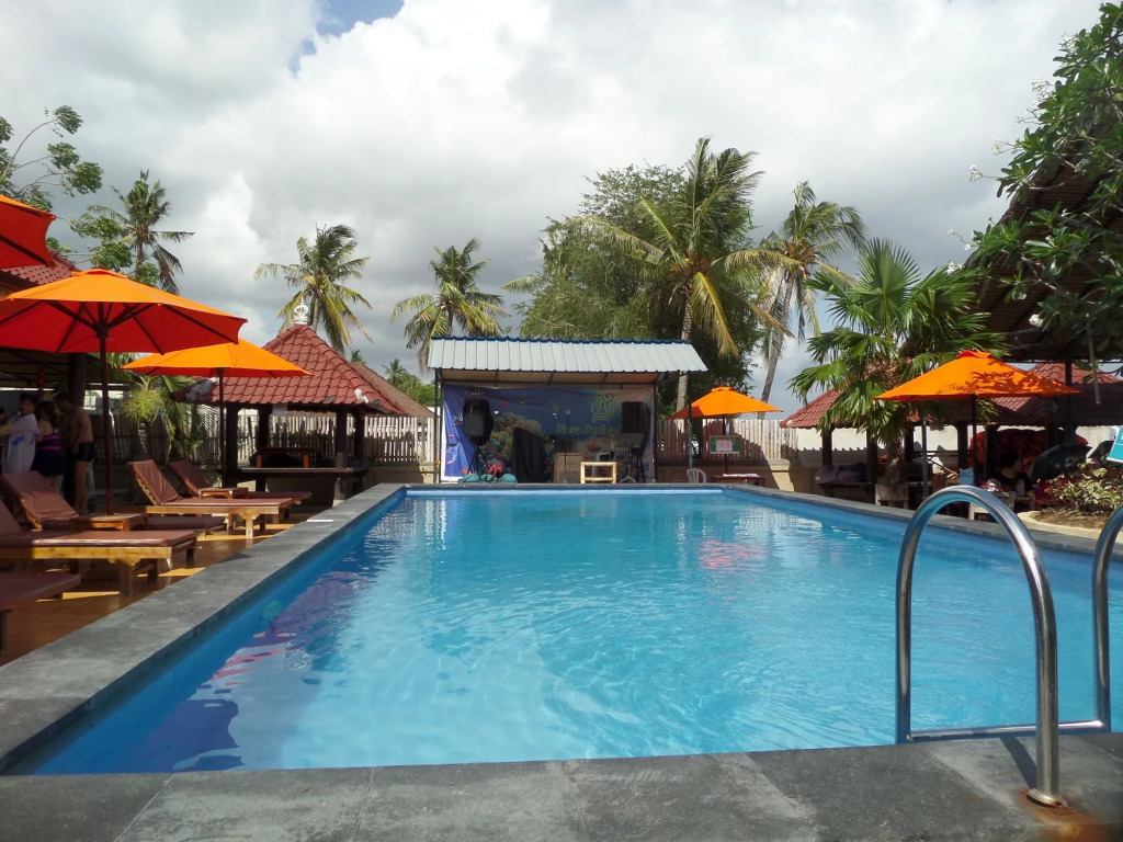 Semayaone Beach Hotel