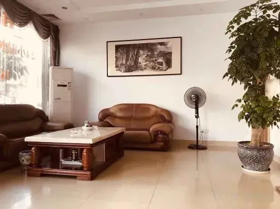 Xinyue Business Hotel