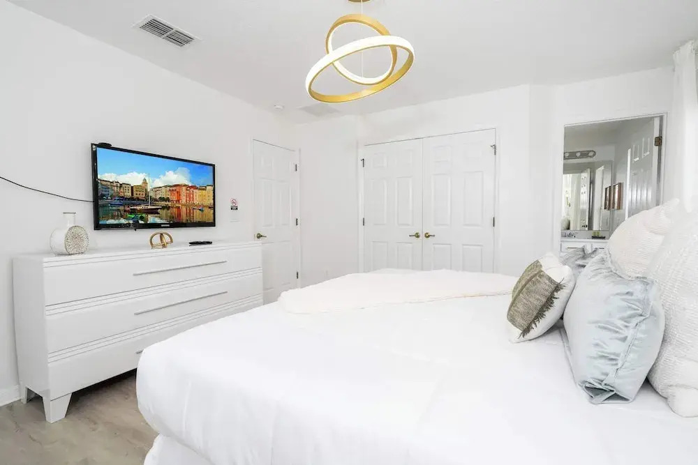 Modern Townhouse Near Disney W/ Private Pool 8523