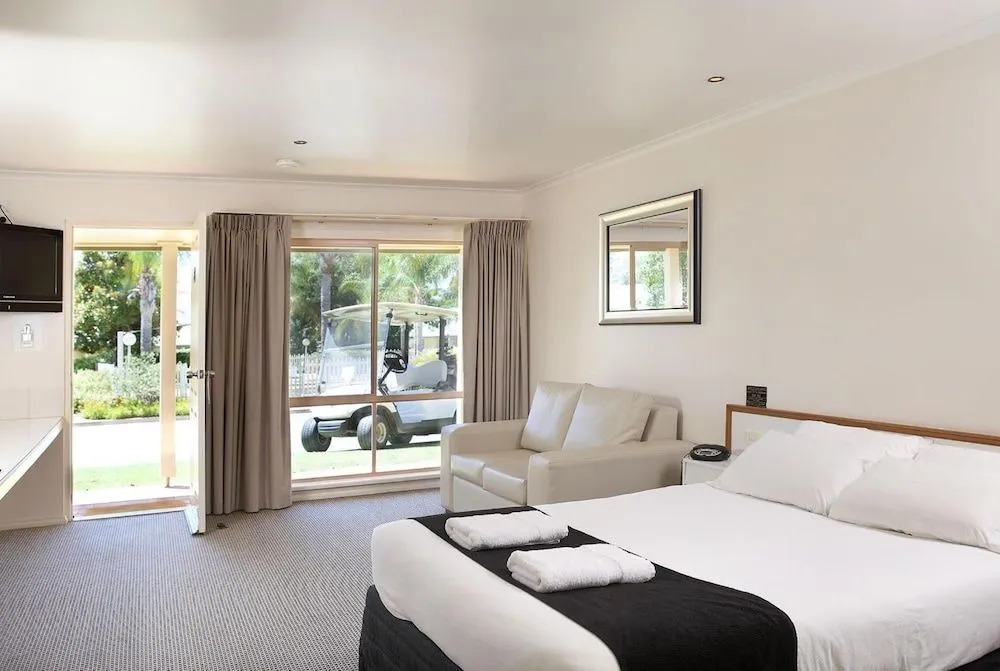 Murray Downs Resort