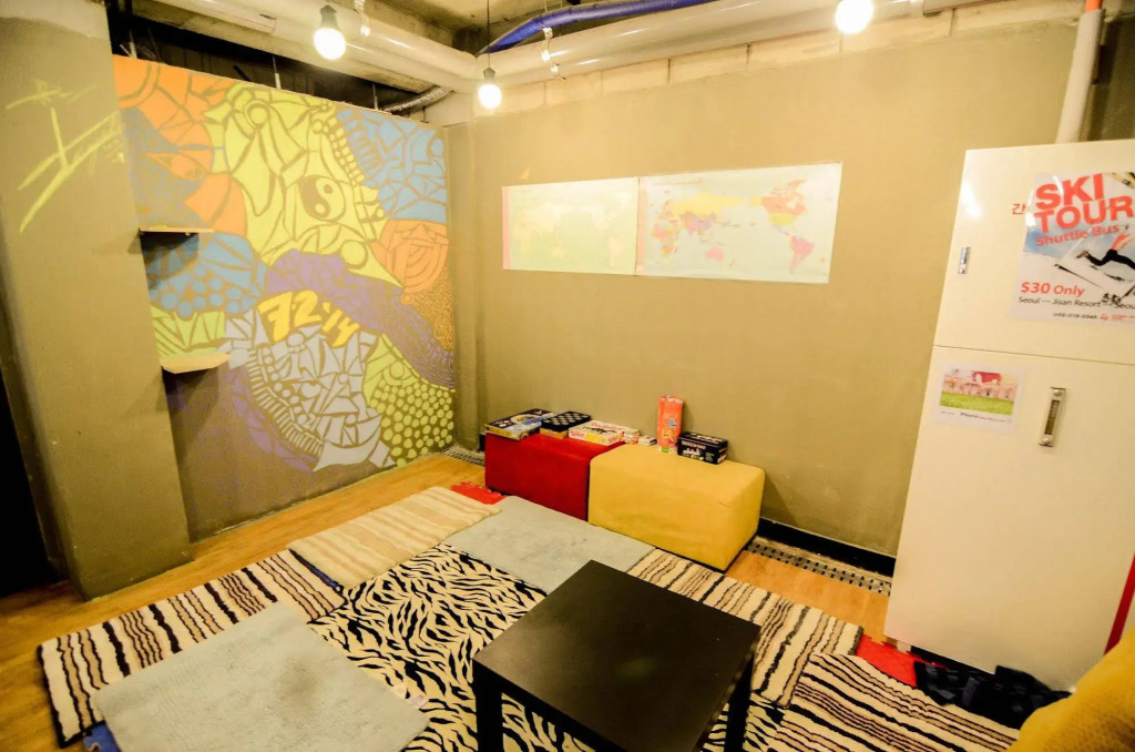 Kimchee Sinchon Guesthouse
