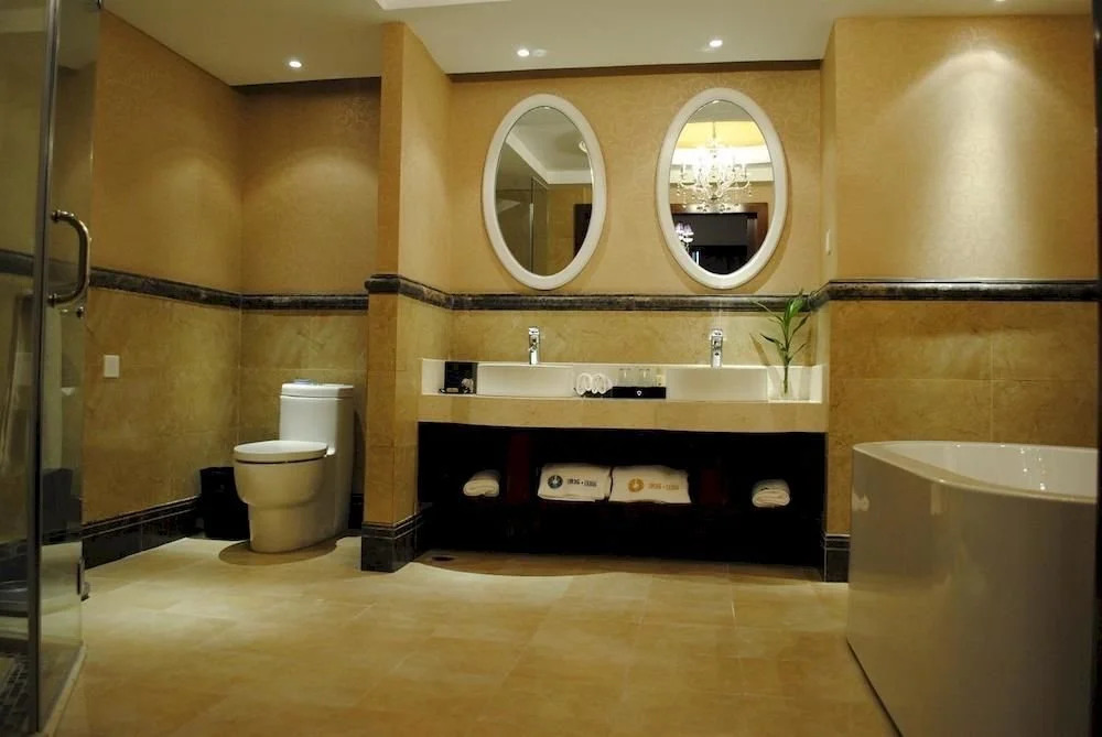 Jingcheng International Business Hotel - Lhasa