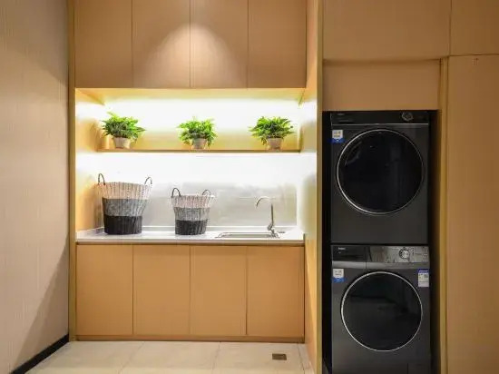 City Comfort Inn Hotel (Jingzhou Yiwu Trade City Shashi Middle School)