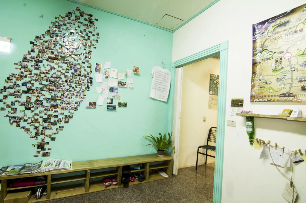 Lis Hostel