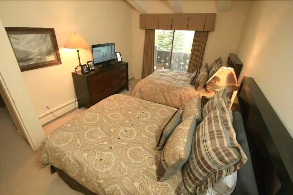 Vail Village 3-Bedroom 3-Bath