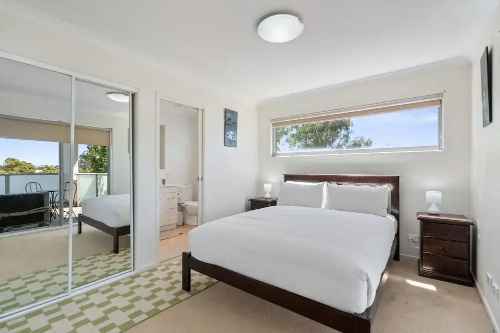 Relaxed 2br, 2bth Apartment With Balcony & Parking