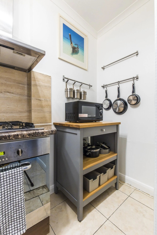 Fast Wifi Pet-friendly Sleeps 6