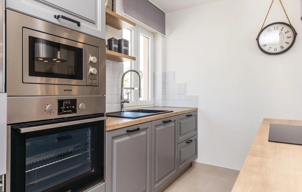 Nice Apartment in Opatija With Wifi and 3 Bedrooms