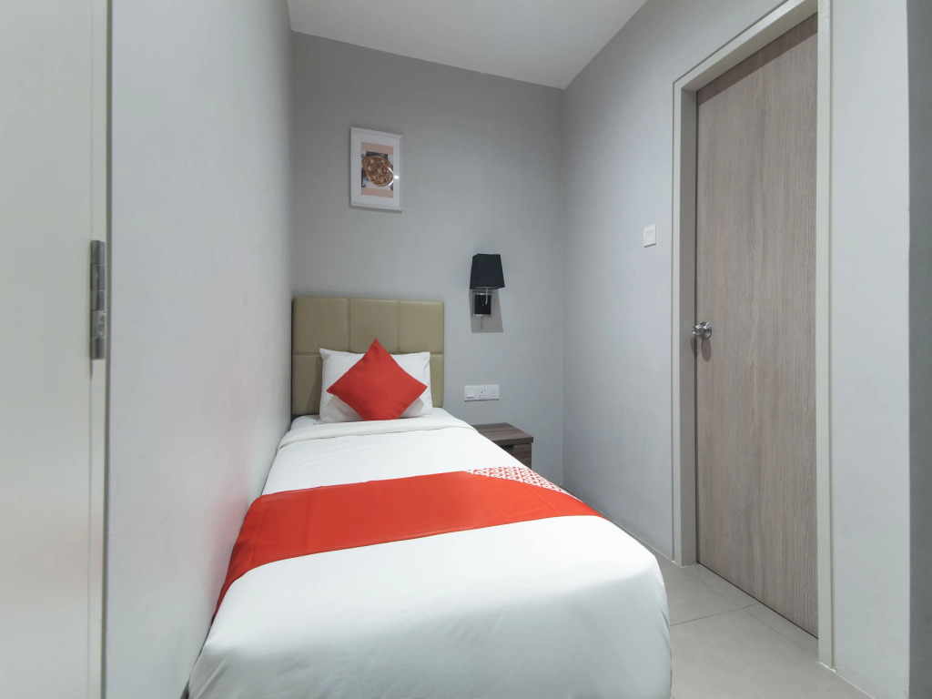 Super Oyo 1191 Yootel Boutique Hotel