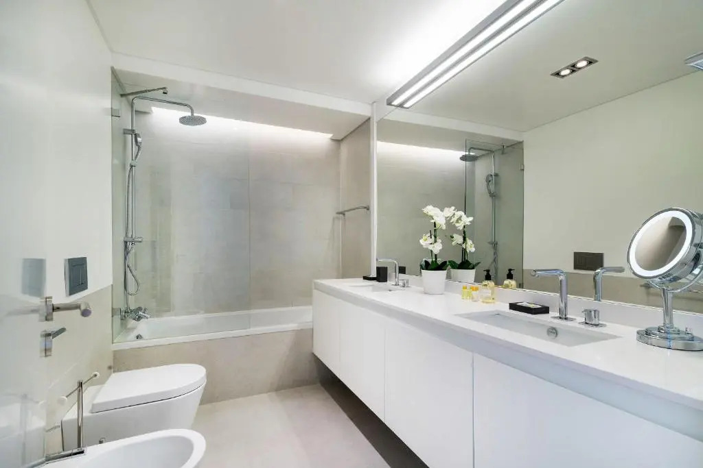 Amazing 1BDR Apartment in Chiado by LovelyStay