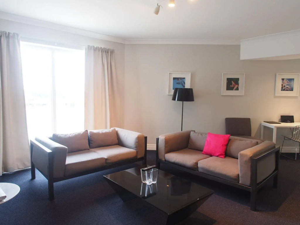 Sydney Airport Suites