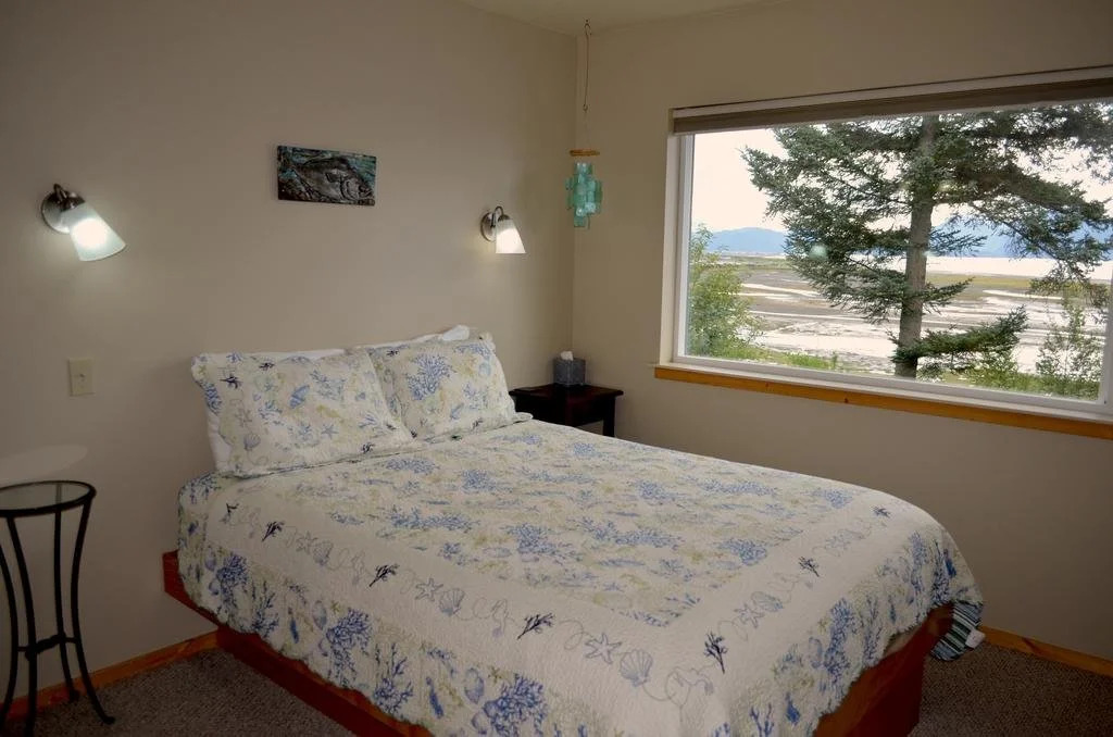 Bay Avenue Inn