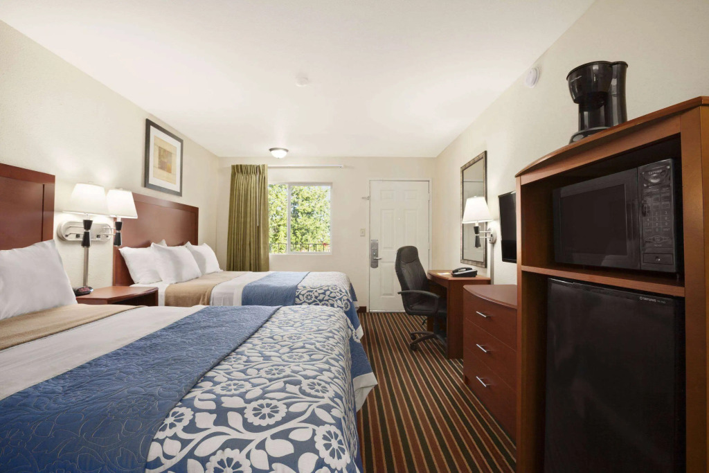 Days Inn by Wyndham Champaign/Urbana