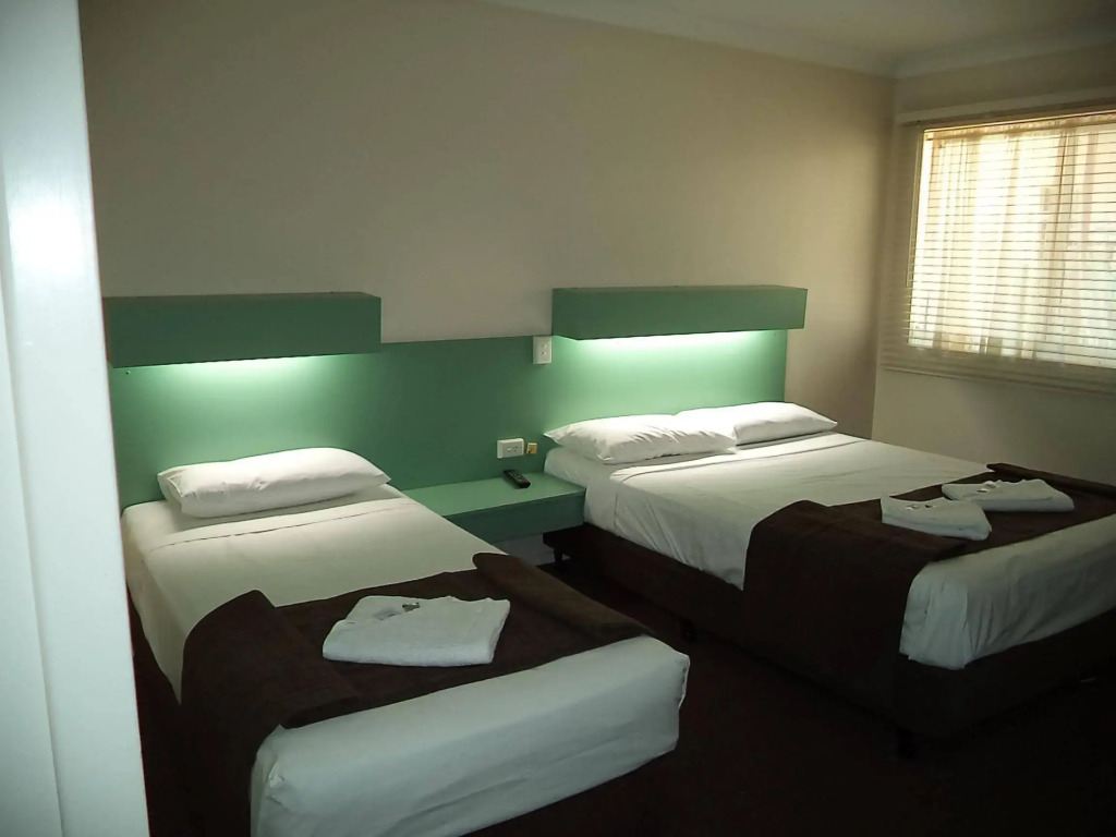 Longreach Motel