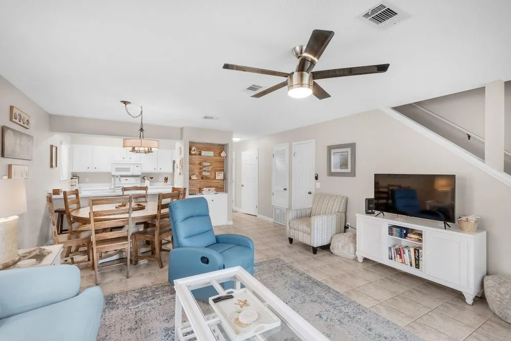 Cassine Gardens 272- Captain's Cove