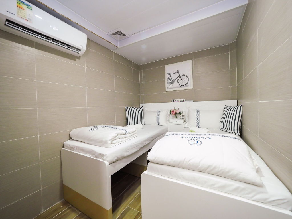 Whole Sunshine International Guest House