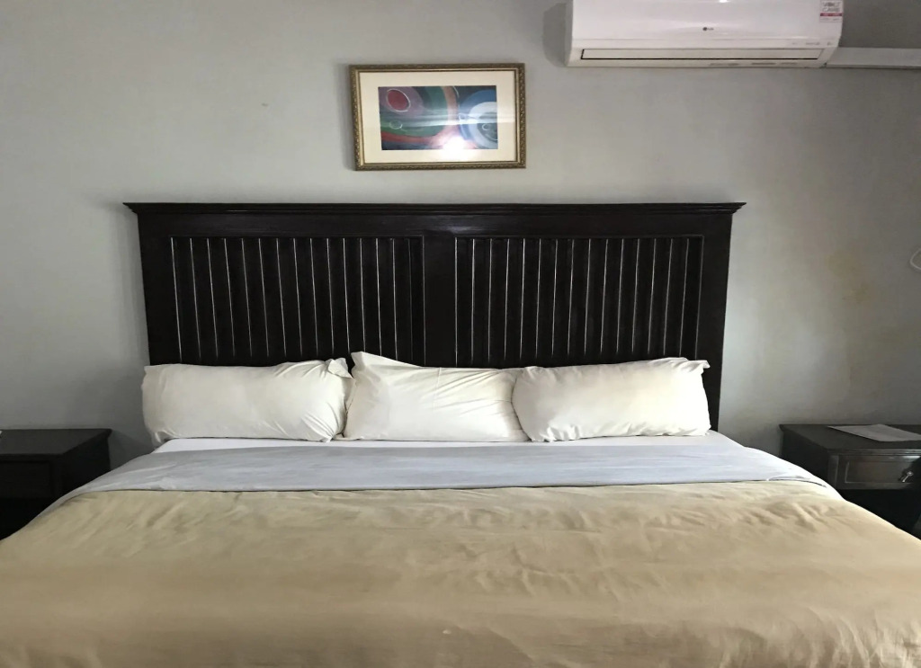 GQ International Hotel