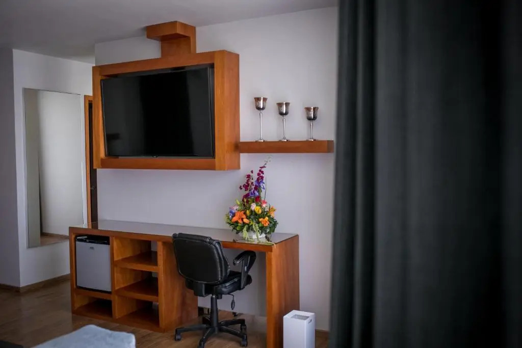 AMD Hotel