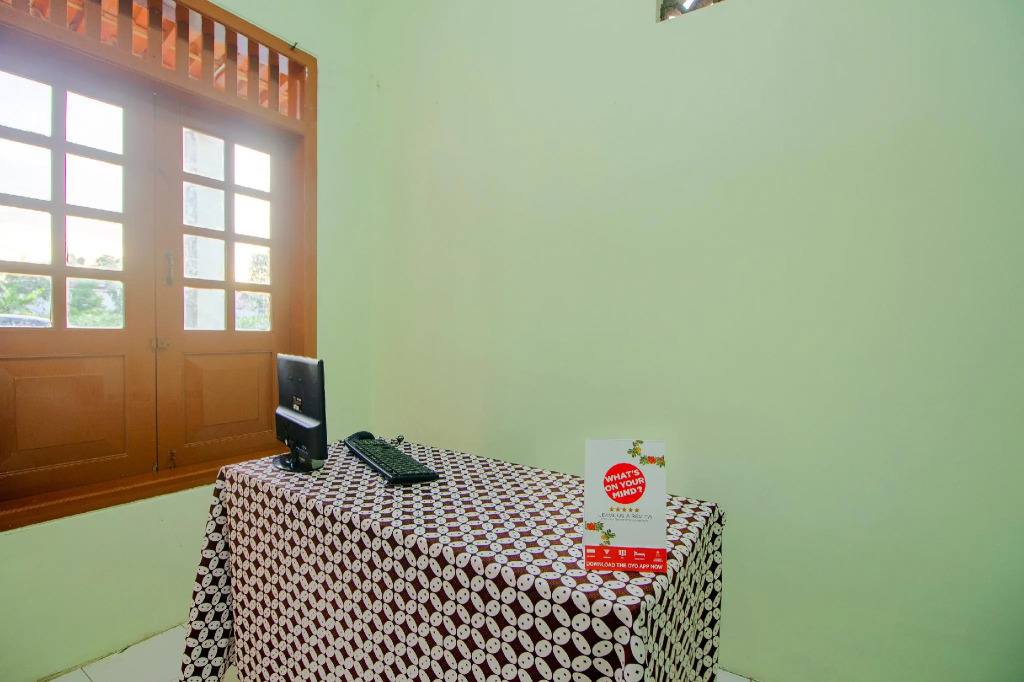RedDoorz Syariah near Alun Alun Wonosari