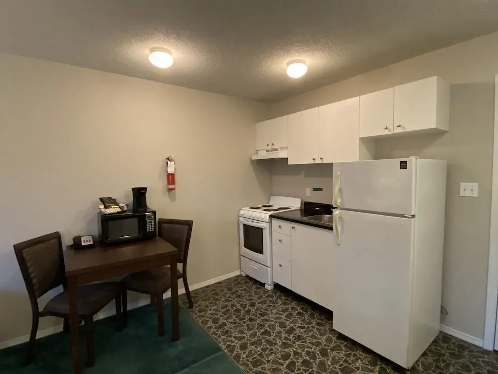 Lake Cowichan Lodge