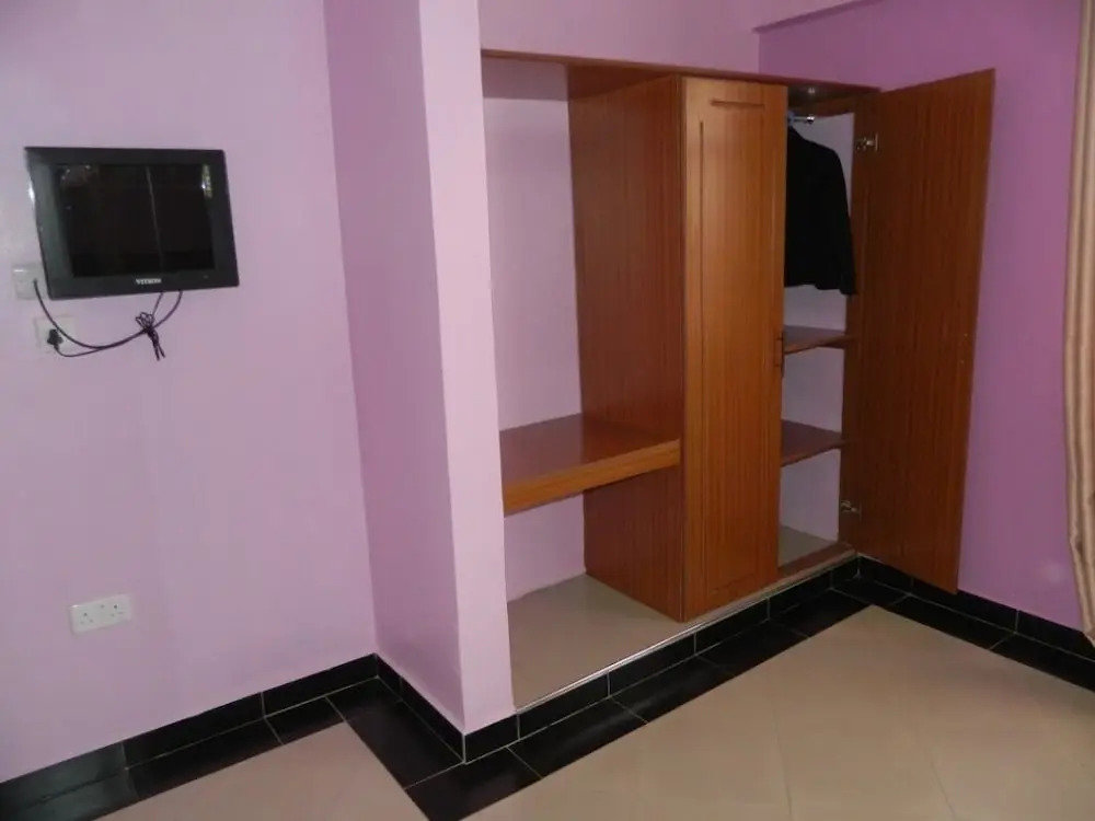 Chrysalis Guest House and Restaurant