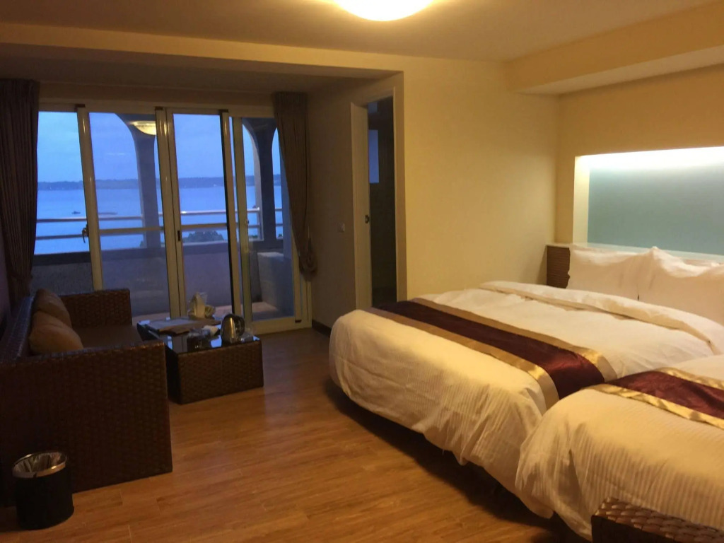 Hai Ye Resorts