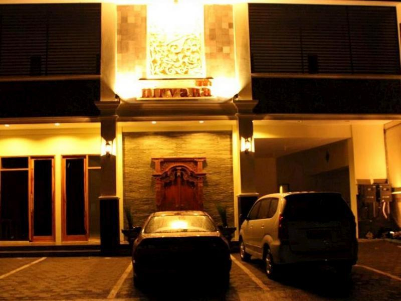 Nirvana Inn seturan Mitra RedDoorz