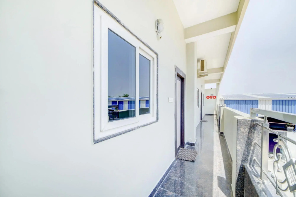 KSL Deluxe Guest House