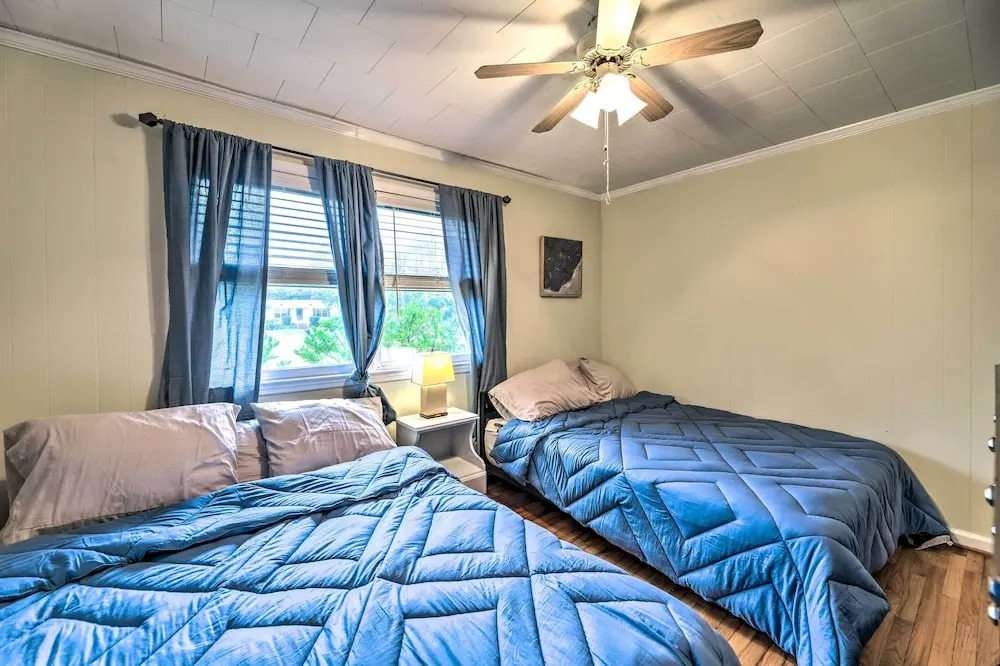 Coastal Retreat! Harkers Island Boating Base
