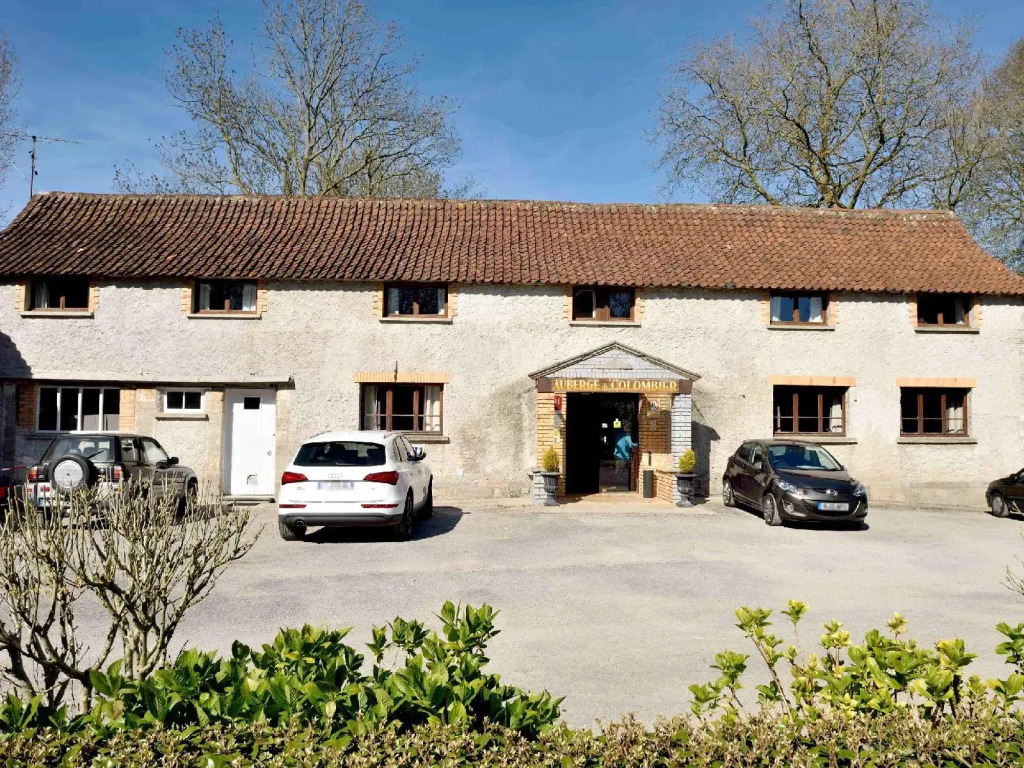 LOGIS - Auberge Du Colombier