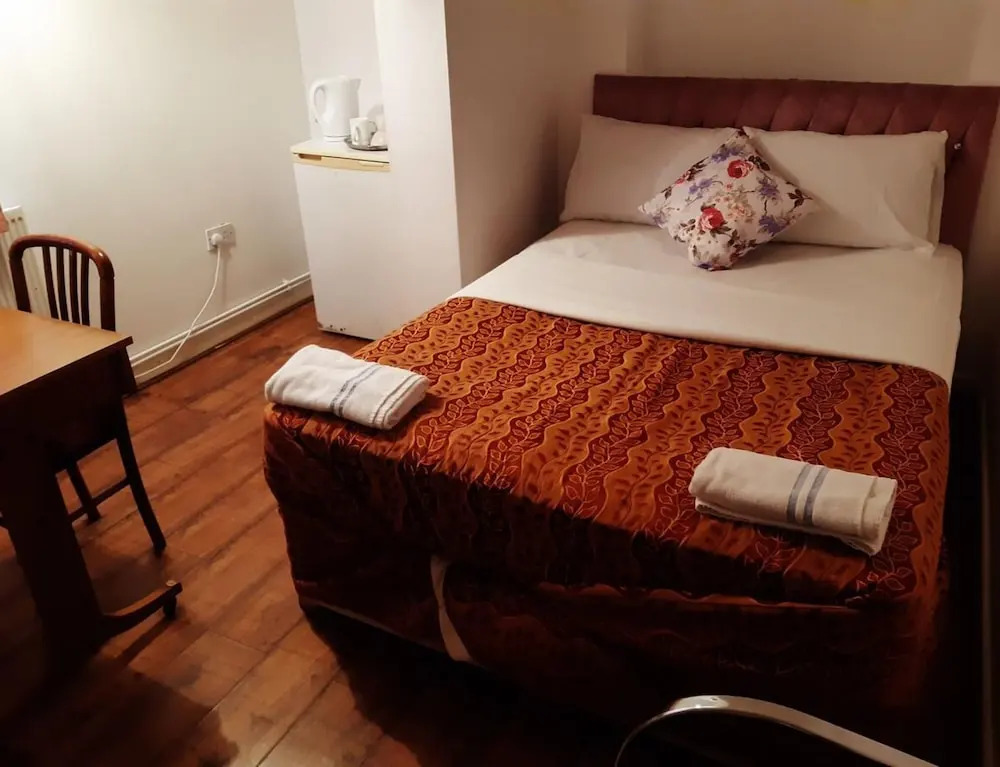 Goddis Hotel  Guest House