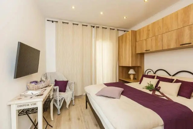Argola Apartments