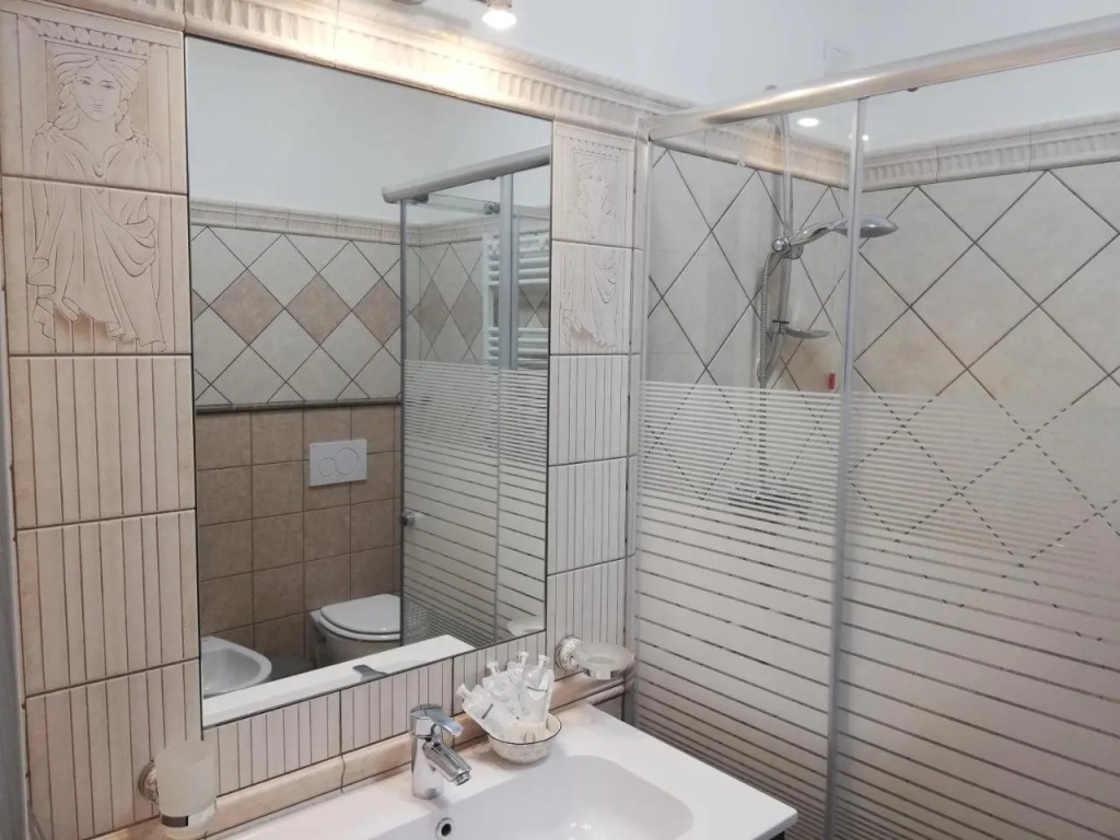OLYMPUS ROOM