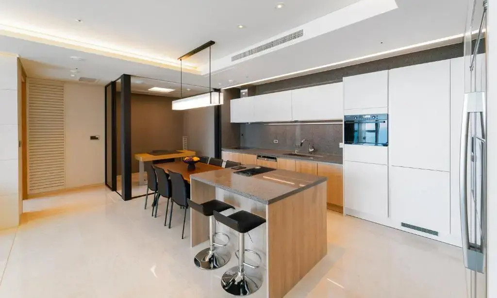 New CZ LCT Residence