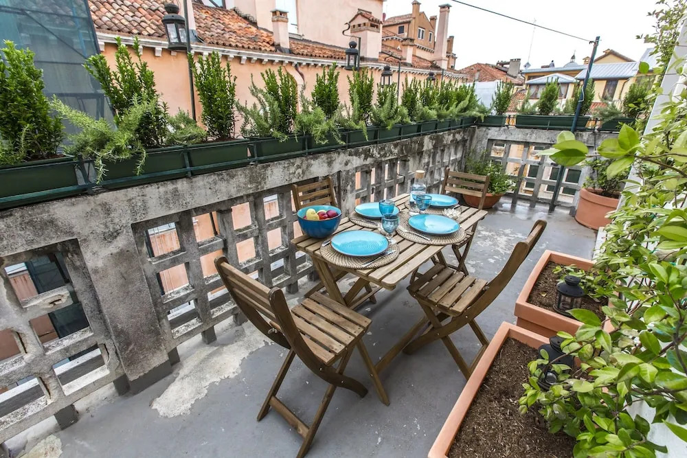Greci Design Terrace