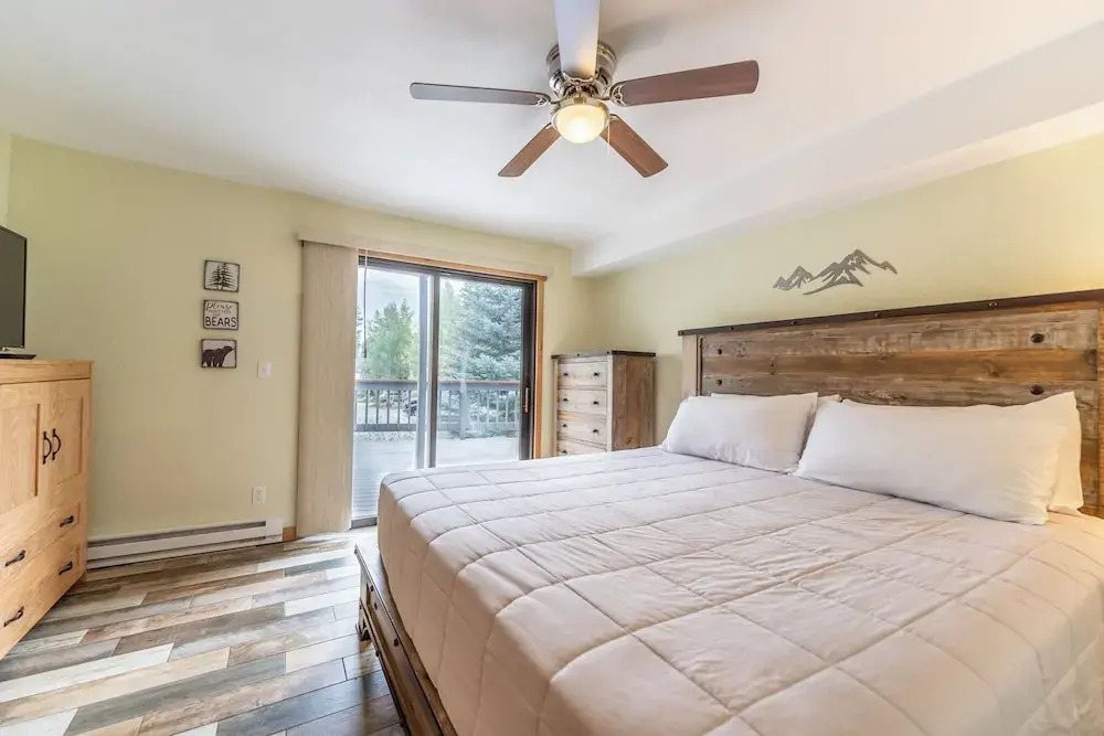 Key Condo #2927