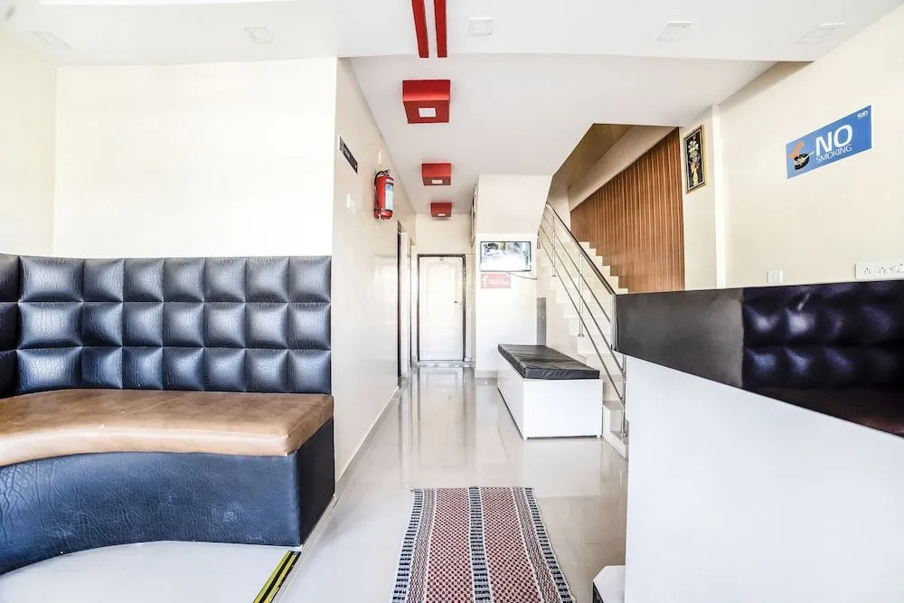 FabHotel Blue Orchid Railway Station