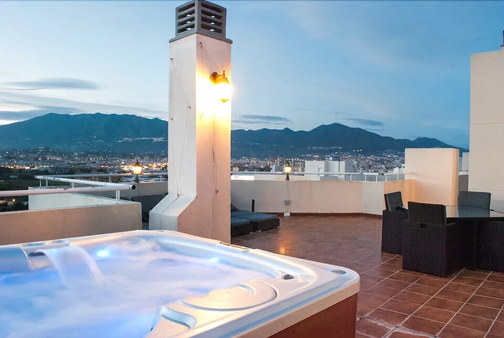 Grand Penthouse Ref 12