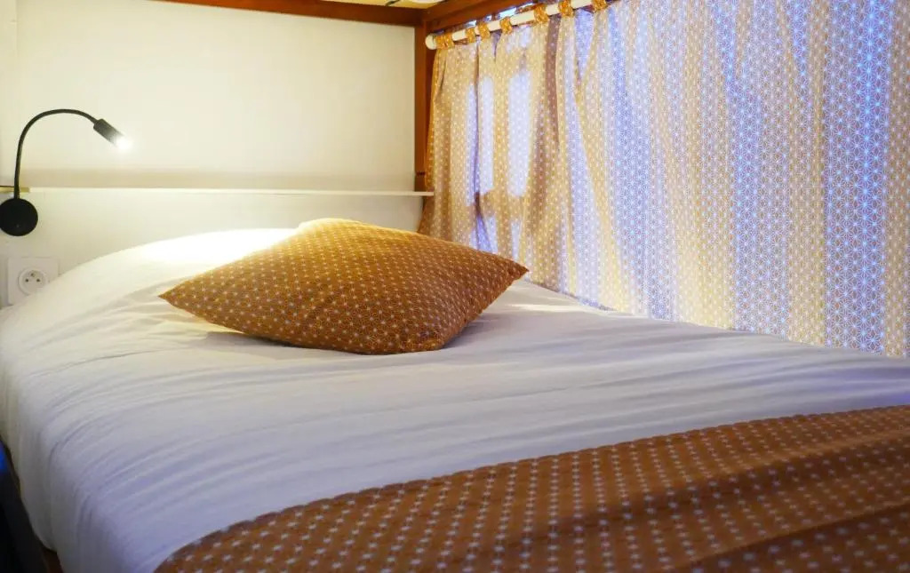 Les Baroudeurs Hostel