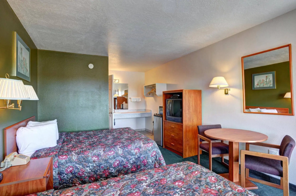 Rodeway Inn