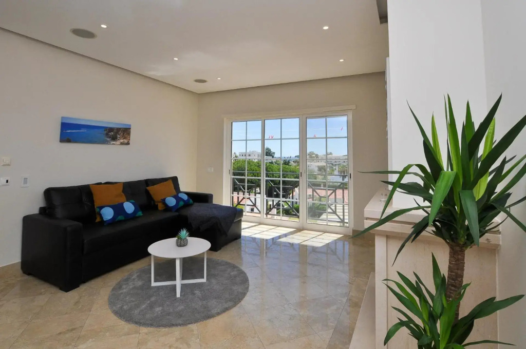 Oura Sea View by OCvillas
