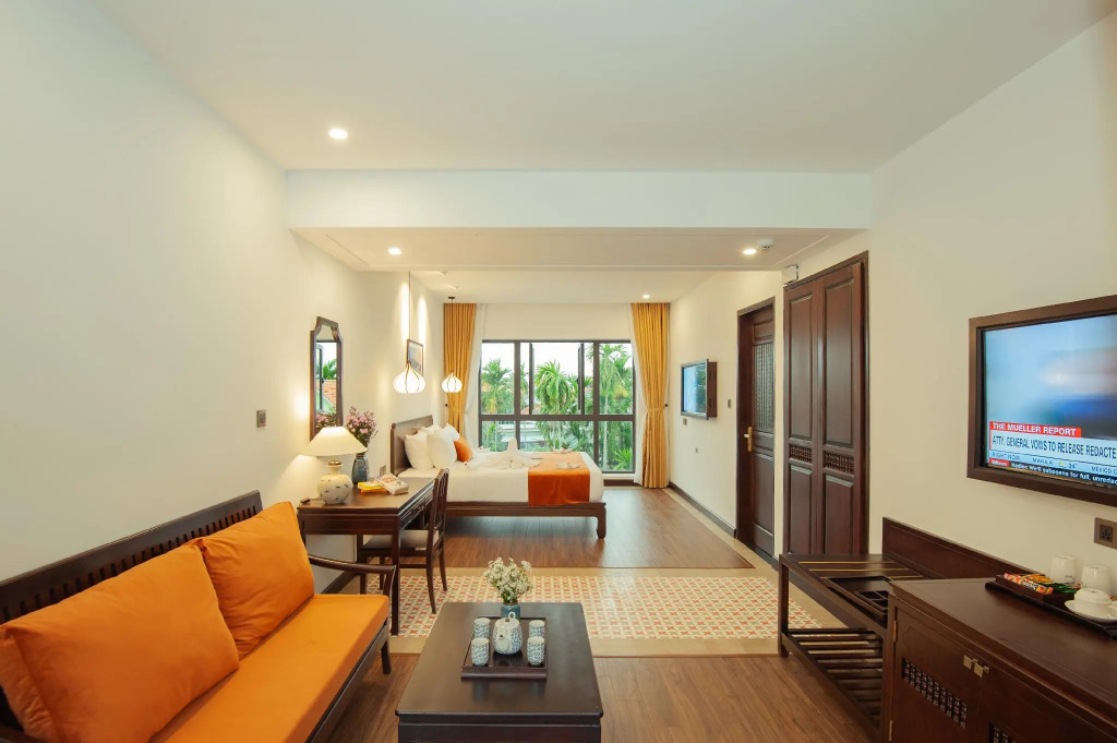 Roxana River Villa