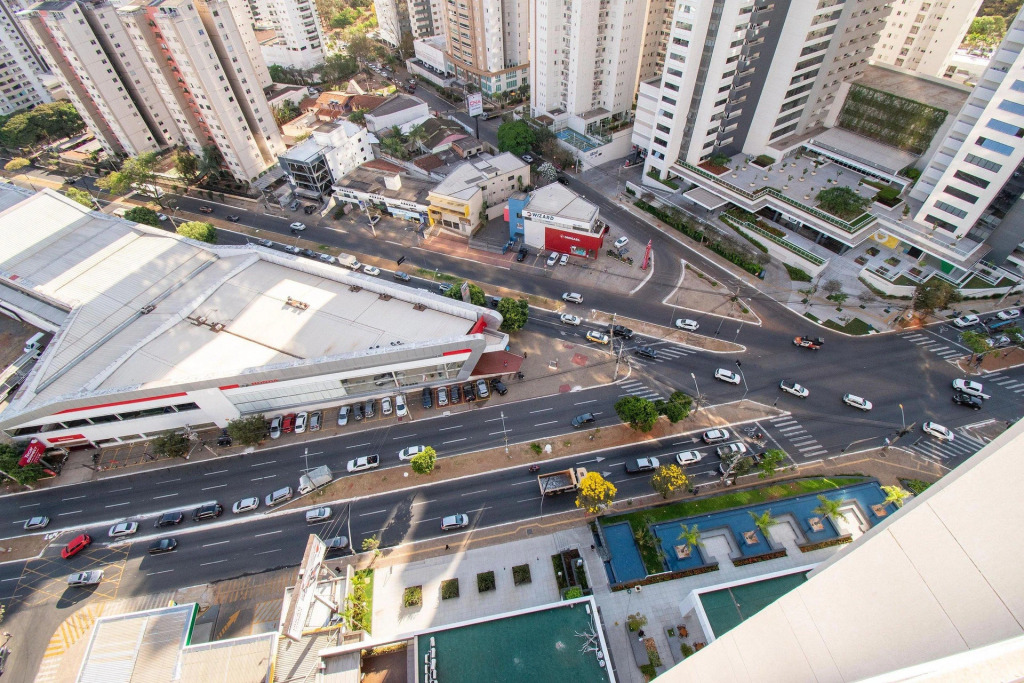 Apto Próximo Ao Shopping Flamboyant   Mb2204b